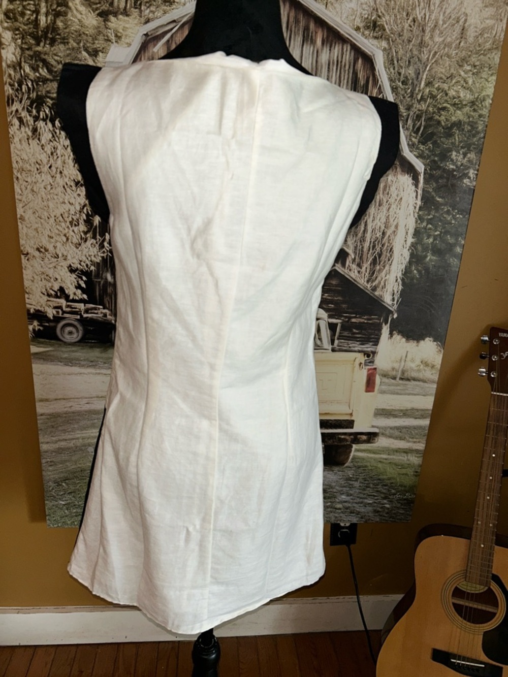 Authentic Louis Vuitton Black & White Sleeveless Patchwork dress - Picture 3 of 6